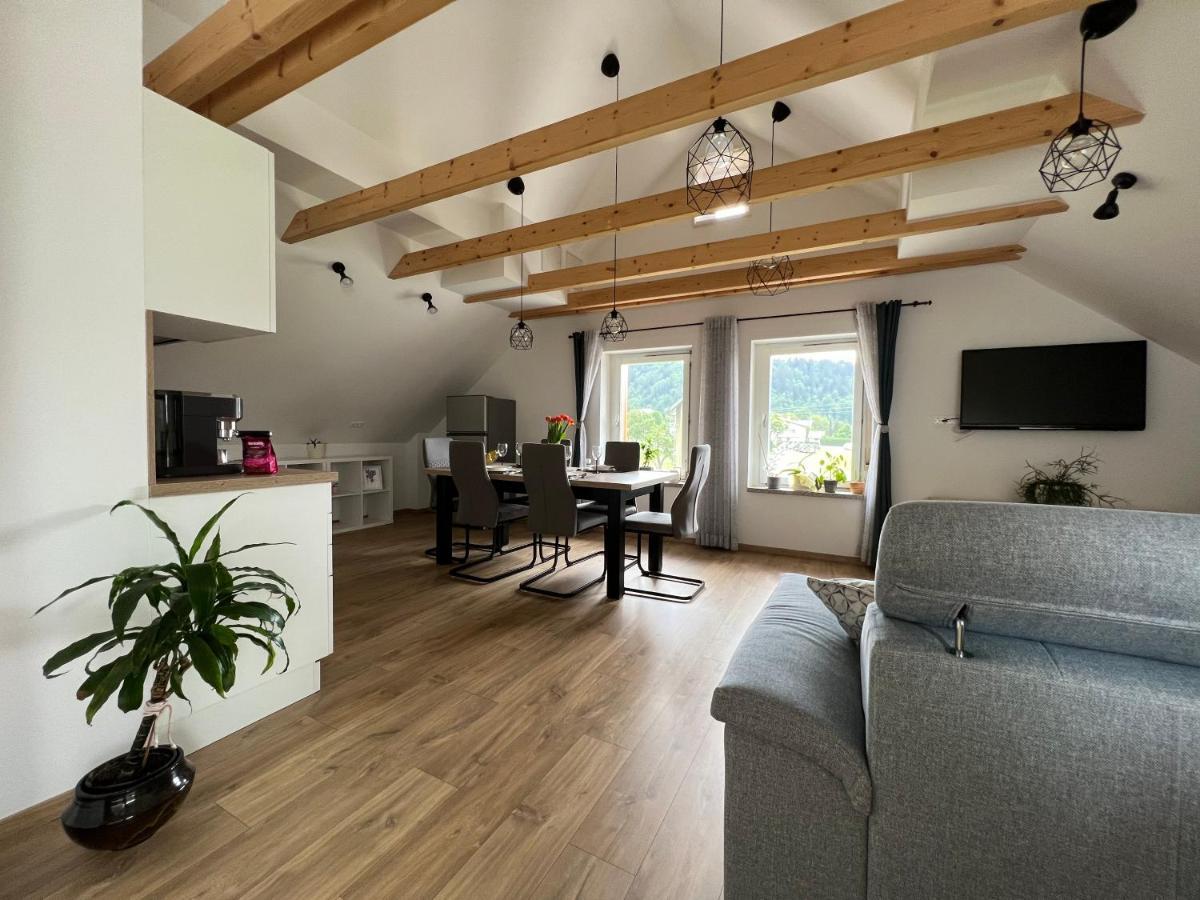 Apartma Ana In Manca เบกุนเย นา โกเรนิสเคม ภายนอก รูปภาพ