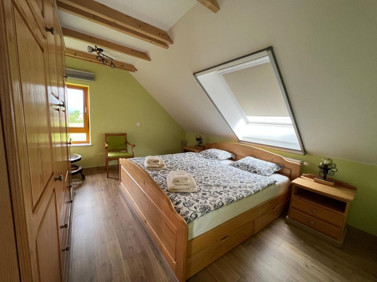 Apartma Ana In Manca เบกุนเย นา โกเรนิสเคม ภายนอก รูปภาพ